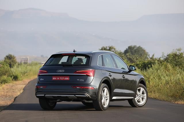 Rear View Image - 6632