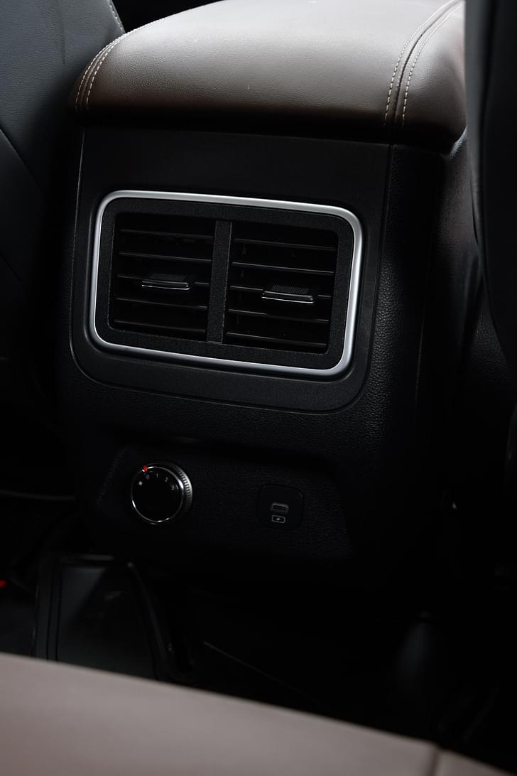 Ac Vents Front