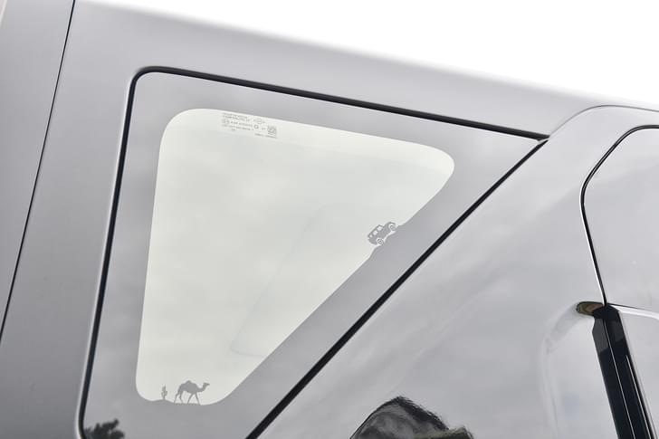 Side Glass Housing
