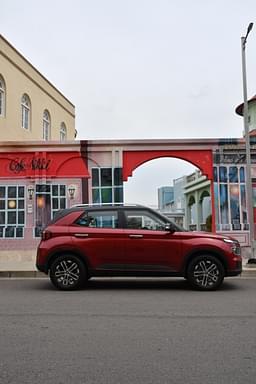 Hyundai Venue Alloy Wheels